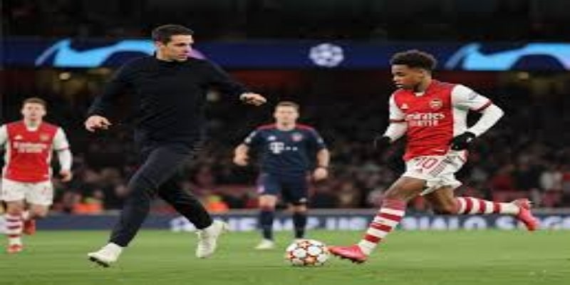 英超豪门夏窗动态：利物浦、曼联与热刺的引援博弈-bb体育