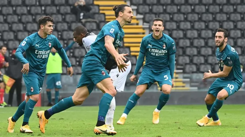 bb体育AC米兰视角下的战术调整