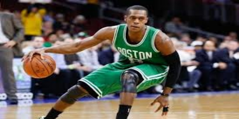 从传奇球员到教练席核心：bb体育解析科林斯的身份转变- bb体育