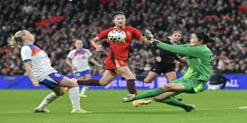 门将选择：稳定优先，还是新人破局？-bb体育